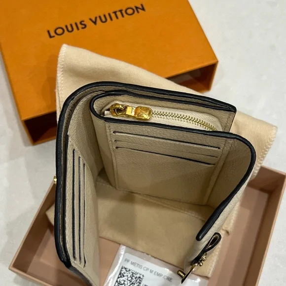 Louis Vuitton Métis Monogram Empreinte Wallet - Picture 4 of 7